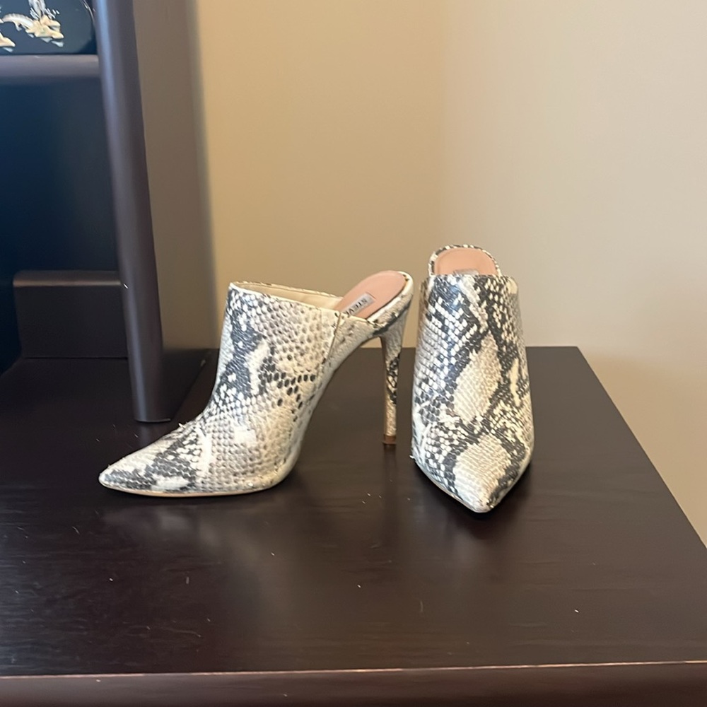 Steve Madden heels